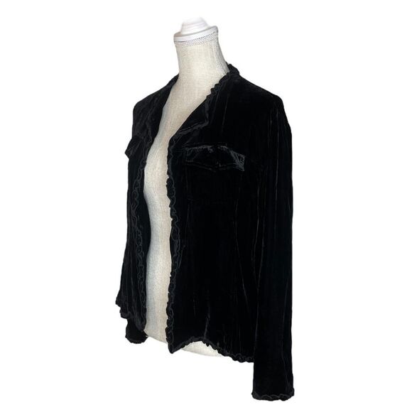 Chico’s Silk Blend Velvet Cardigan Style Jacket With Ruffle Detail - Picture 9 of 14